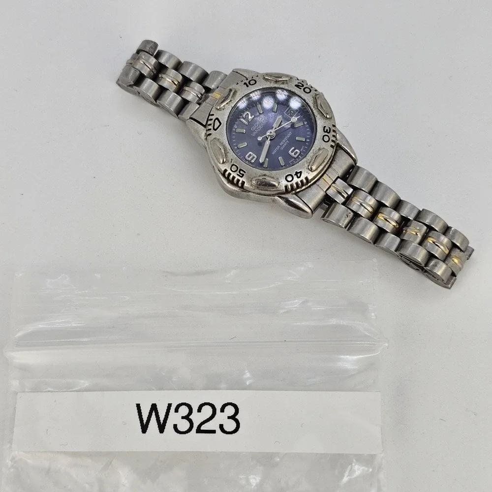 Gloria Vanderbilt Women Watch 28MM Blue Dial Date Gray Bracelet 6.5
